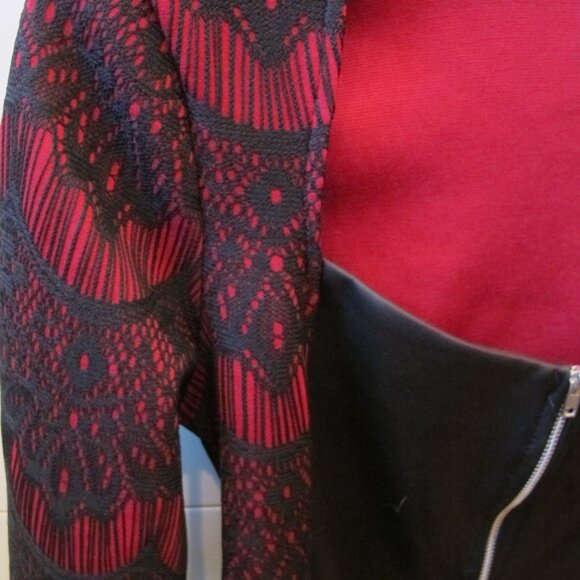 Venus Sexy Lace and Leather Party Top Red and Black.Size Medium - Picture 2 of 9